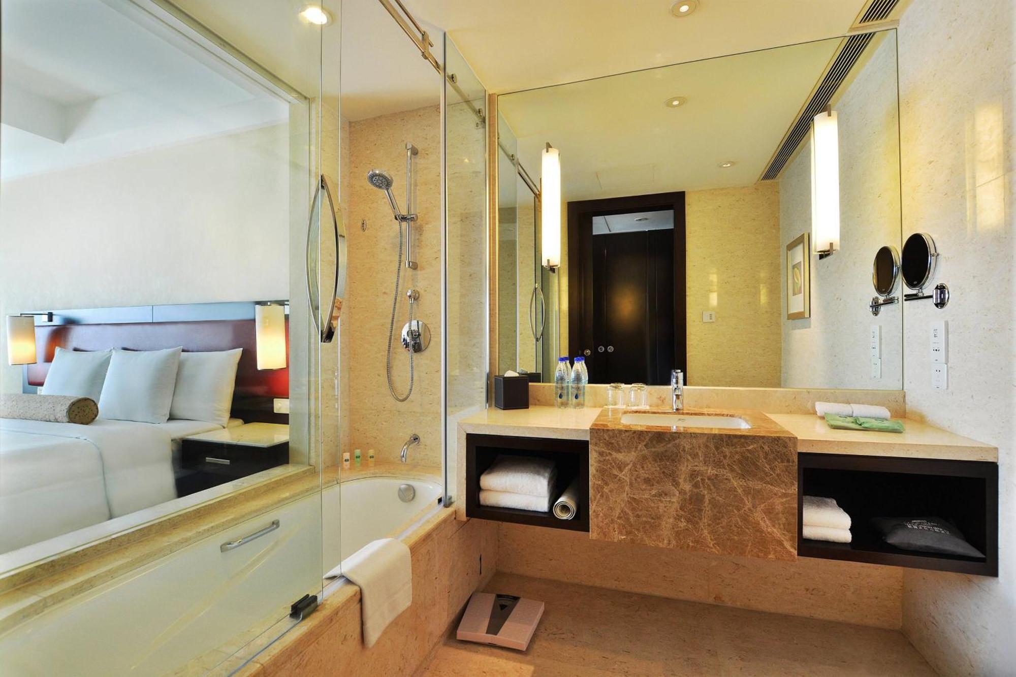Courtyard By Marriott Hangzhou Wulin Номер фото